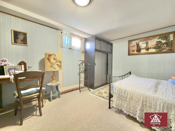 Maison 4 chambres avec garages et jardin Penne-d'Agenais (47140)