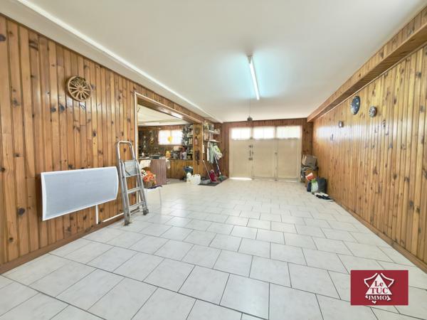 Maison 4 chambres avec garages et jardin Penne-d'Agenais (47140)