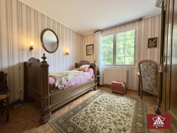 Maison 4 chambres avec garages et jardin Penne-d'Agenais (47140)