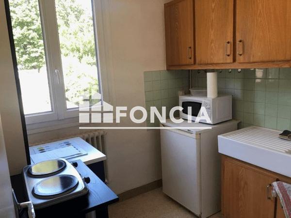 Location Studio 24.08 m² - 133 BIS RUE DE LA DELIVRANDE Caen 14000