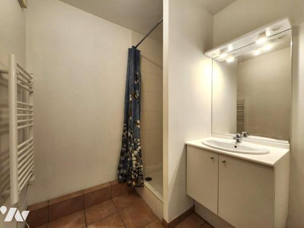 T2 récent avec terrasse exposé sud