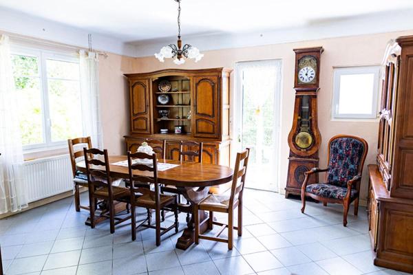 Maison 6 pièces - 151 m² - Terrain 2990 m² -Proche Océan de Bayonne et de Capbreton