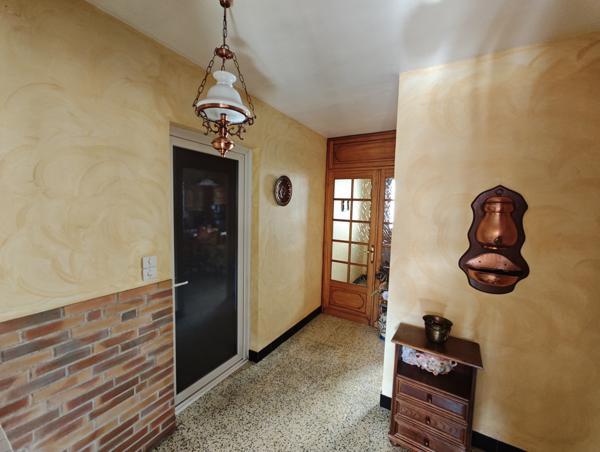 Maison de village avec du potentiel garage, dépendance et jardin  Villepinte (11150)