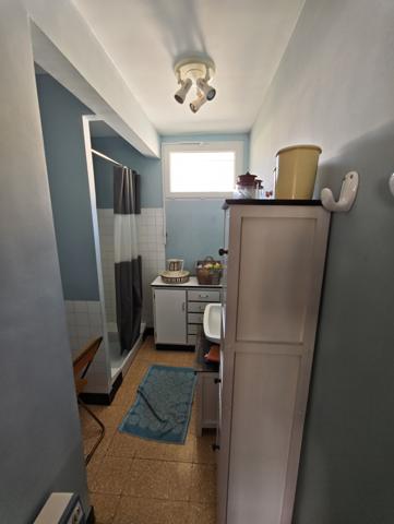 Maison de village avec du potentiel garage, dépendance et jardin  Villepinte (11150)