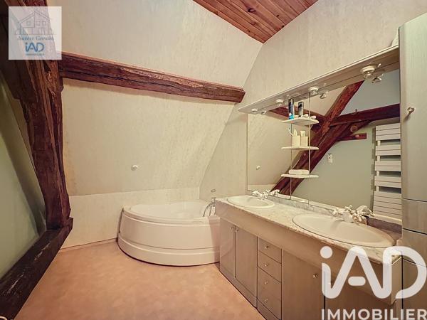 Maison à vendre 6 pièces 174 m² Chantenay-Saint-Imbert