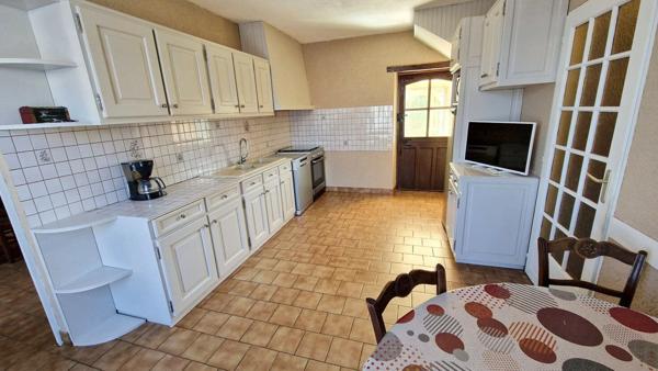 En Exclusivité, Élégante maison double angevine au coeur de Seiches-sur-le-Loir