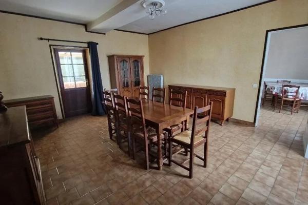 En Exclusivité, Élégante maison double angevine au coeur de Seiches-sur-le-Loir