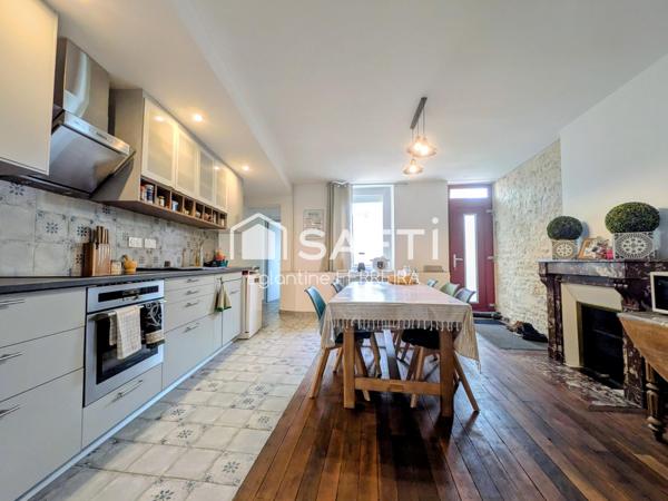 ISSOUDUN, CENTRE-VILLE, MAISON 110m² AVEC COUR ET GARAGE