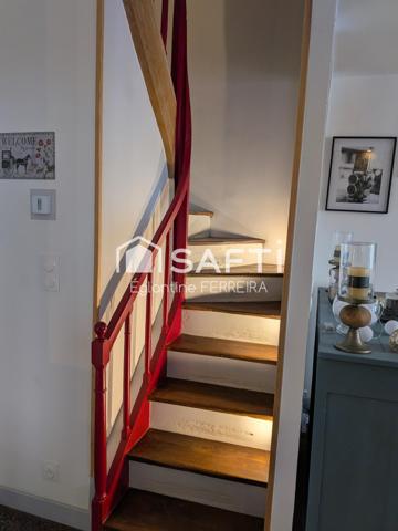 ISSOUDUN, CENTRE-VILLE, MAISON 110m² AVEC COUR ET GARAGE