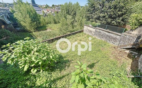 Immeuble à vendre    5 pièces •  Brive-la-Gaillarde