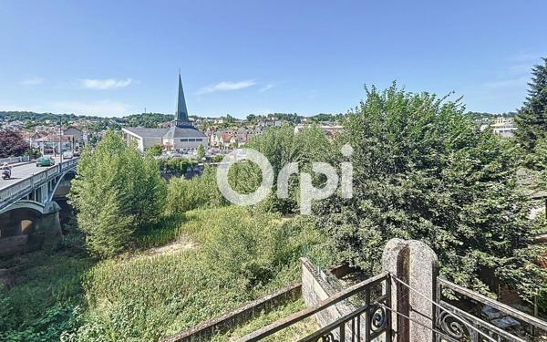 Immeuble à vendre    5 pièces •  Brive-la-Gaillarde