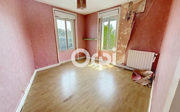 Immeuble à vendre    5 pièces •  Brive-la-Gaillarde