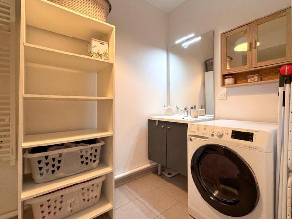 Magnifique F2 au cœur du bourg de Saint-Thibault-des-Vignes