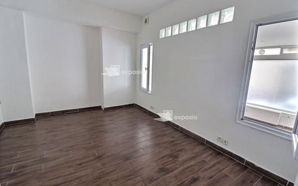 Appartement à vendre    5 pièces • 100 m2 Paris 20