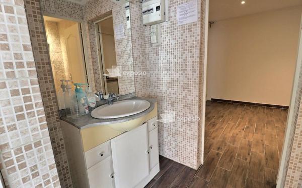 Appartement à vendre    5 pièces • 100 m2 Paris 20