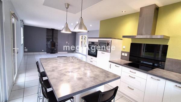 Maison à Saint-Denis-lès-Bourg, 01000 - 5 pièces 94m²