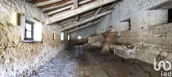 Grange 2 pièces de 302 m² à Pissotte (85200)