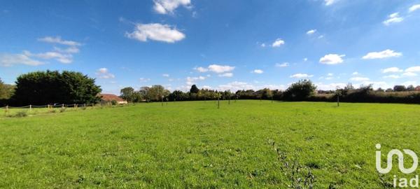 Grange 2 pièces de 302 m² à Pissotte (85200)