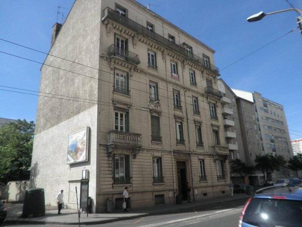 Appartement 1 pièce                                        - 69100 Villeurbanne Réf : 5540