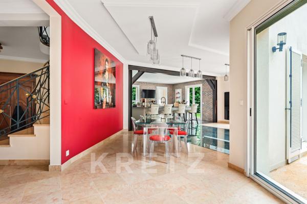 Île de la Loge — Villa d’architecte en bord de Seine avec piscine et vues panoramiques