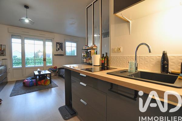 Appartement à vendre 1 pièce 27 m² Carrières-sous-Poissy