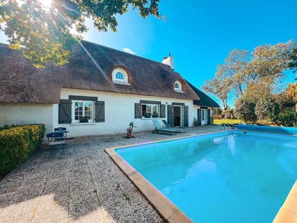 MAISON 8 PIÈCES AVEC PISCINE, POOL HOUSE ET GARAGE- SAINT-ETIENNE-DE-MONTLUC