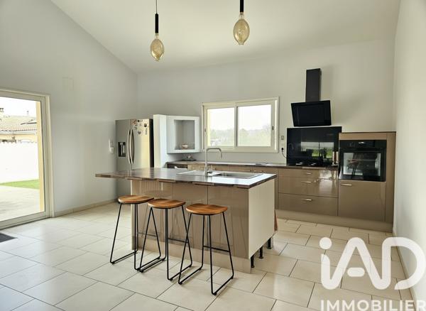 Maison à vendre 10 pièces 186,04 m² Cierzac