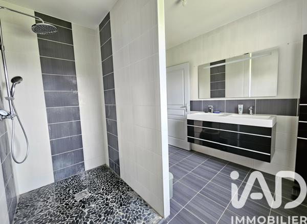Maison à vendre 10 pièces 186,04 m² Cierzac