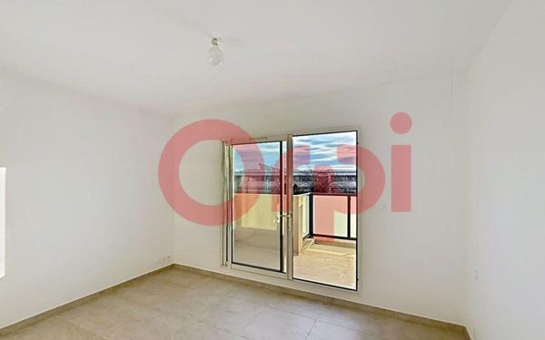 Maison à vendre    4 pièces •  Pia