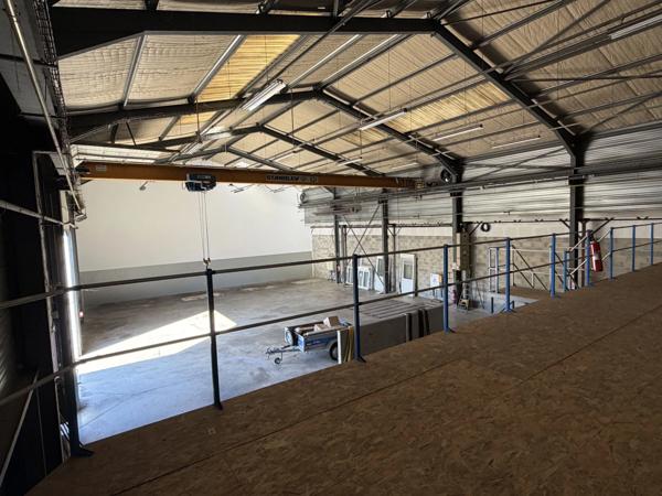 Dpt Yonne (89), à louer Local industriel - Local d'activité - Bail commercial artisanal ou dérogatoire