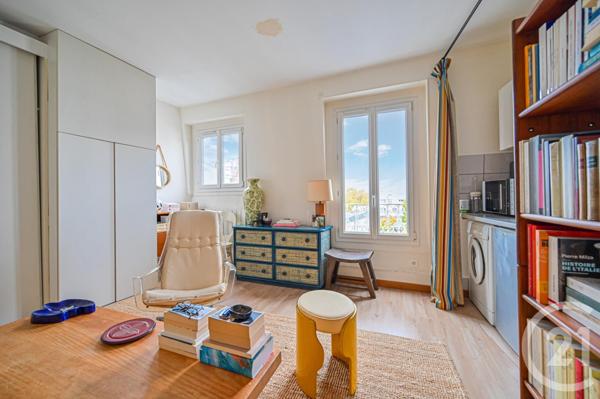 Appartement F2 à vendre  2 pièces - 32,43 m2 PARIS - 75011