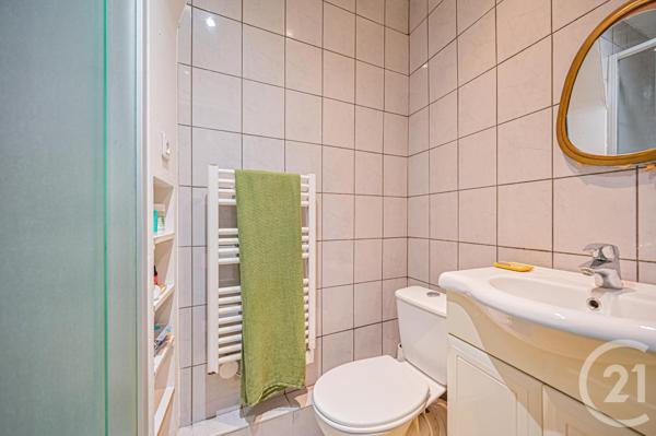 Appartement F2 à vendre  2 pièces - 32,43 m2 PARIS - 75011