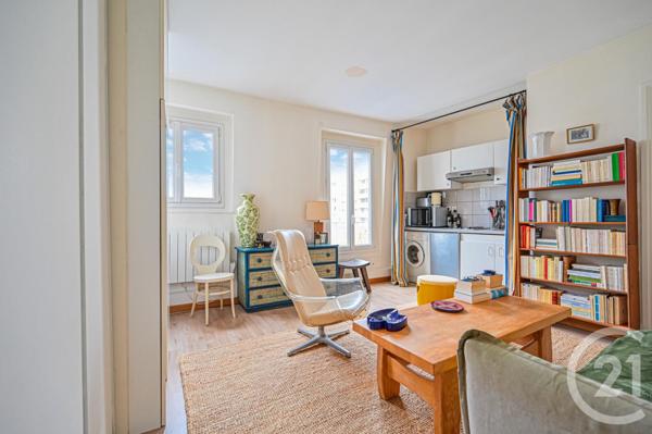 Appartement F2 à vendre  2 pièces - 32,43 m2 PARIS - 75011