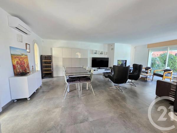 Maison à vendre  5 pièces - 142 m 2   PLAN DE CUQUES  - 13