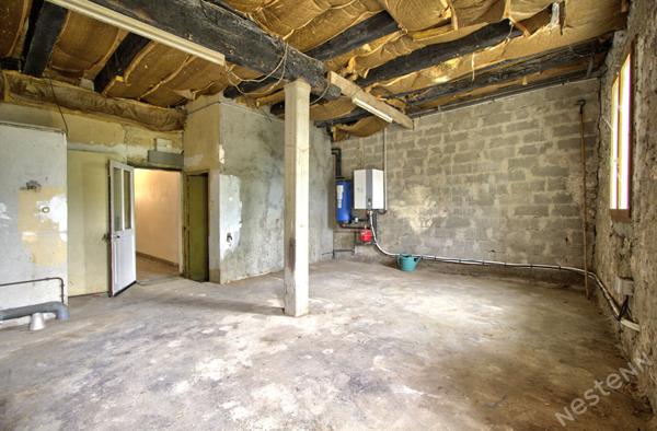 LAMONTJOIE - Maison en pierre de 91m² habitables avec 2 chambres, cave et jardin