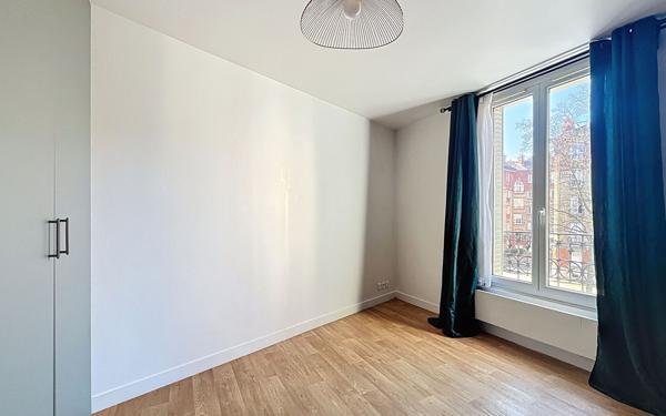 Appartement à louer    2 pièces • 38,65 m2 Suresnes