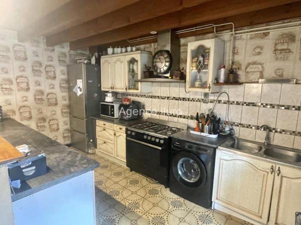 Maison - Entre oloron et pau - Réf.:205376 MAISON BEARNAISE AVEC SA DEPENDANCE ENTRE OLORON ET PAU -