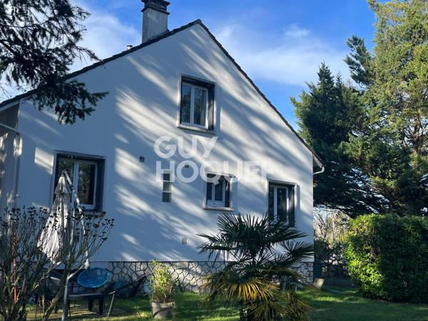 Maison 5 pièce(s) 144 m2 sur un terrain de 2278m² à Moret-sur-loing