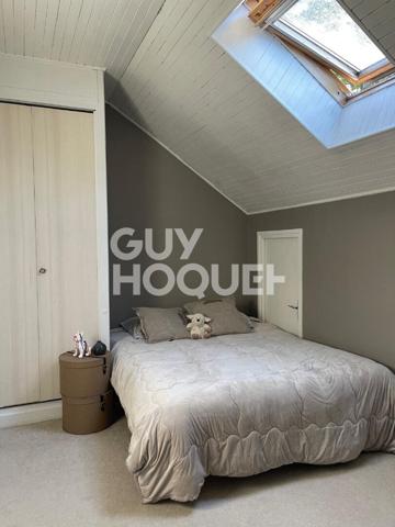 Maison 5 pièce(s) 144 m2 sur un terrain de 2278m² à Moret-sur-loing