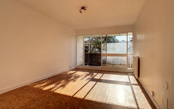 Appartement à louer    2 pièces • 51,67 m2 Joinville-le-Pont