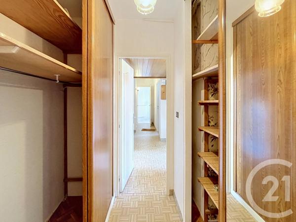 Appartement F5 à vendre  5 pièces - 91,80 m 2   CARROS  - 06
