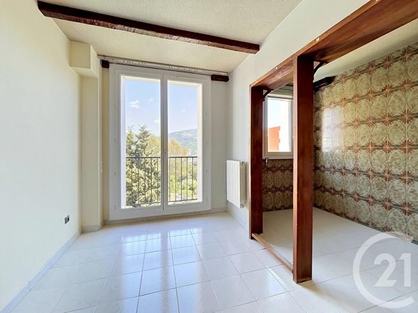 Appartement F5 à vendre  5 pièces - 91,80 m 2   CARROS  - 06