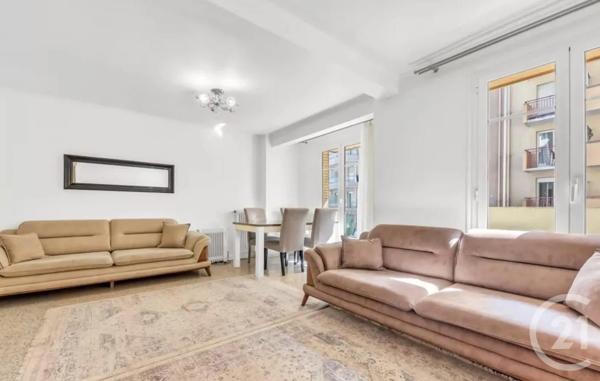 Appartement F5 à vendre  5 pièces - 91,80 m 2   CARROS  - 06