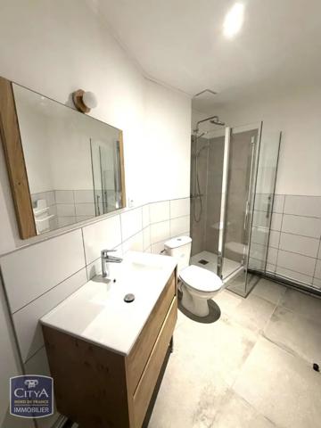 Appartement à louer 2 pièces 38.32m² Calais (62100)