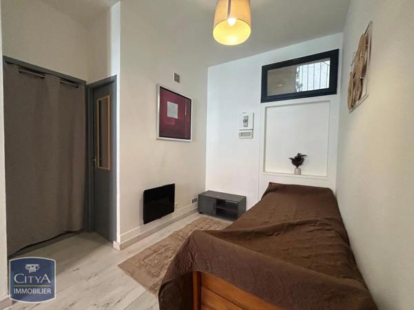 Appartement à louer 1 pièce 22.01m² Nîmes (30000)