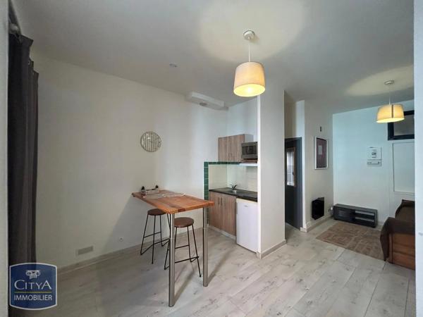 Appartement à louer 1 pièce 22.01m² Nîmes (30000)