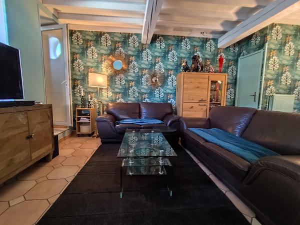 Maison de caractère avec extensions et piscine – Genas Azieu