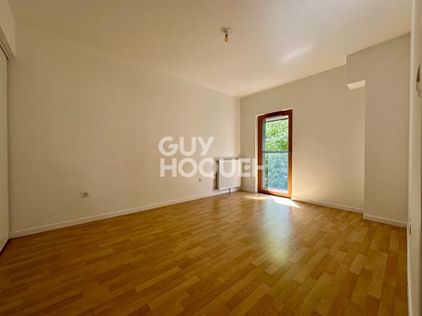 Très beau T2 avec parking