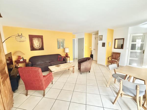 Appartement 3 pièces - 75 m² Exclusivité efficity