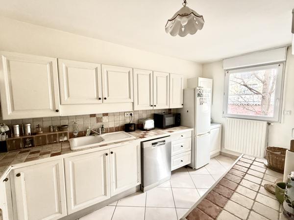 Appartement 3 pièces - 75 m² Exclusivité efficity